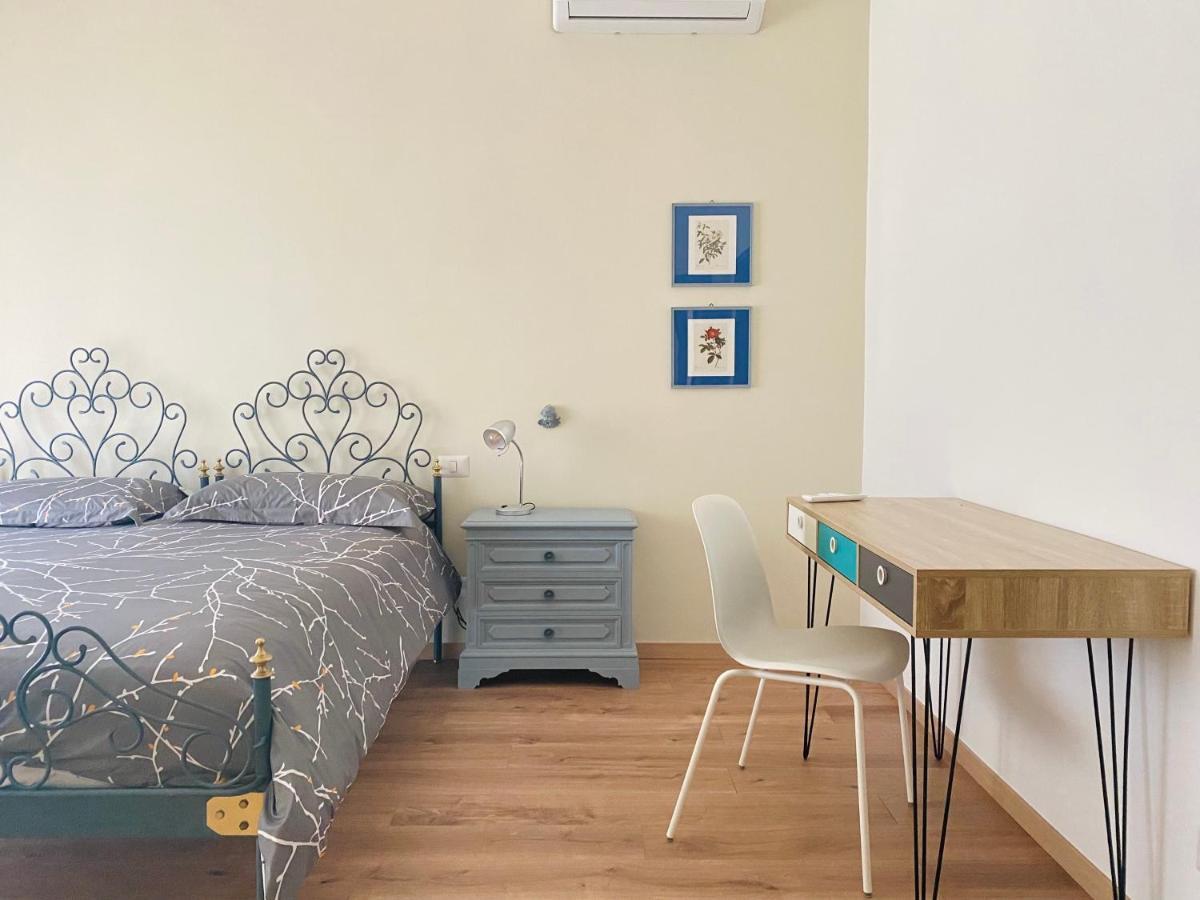 L'Ippocastano Appartamenti - B&B Castellaneta Exteriör bild