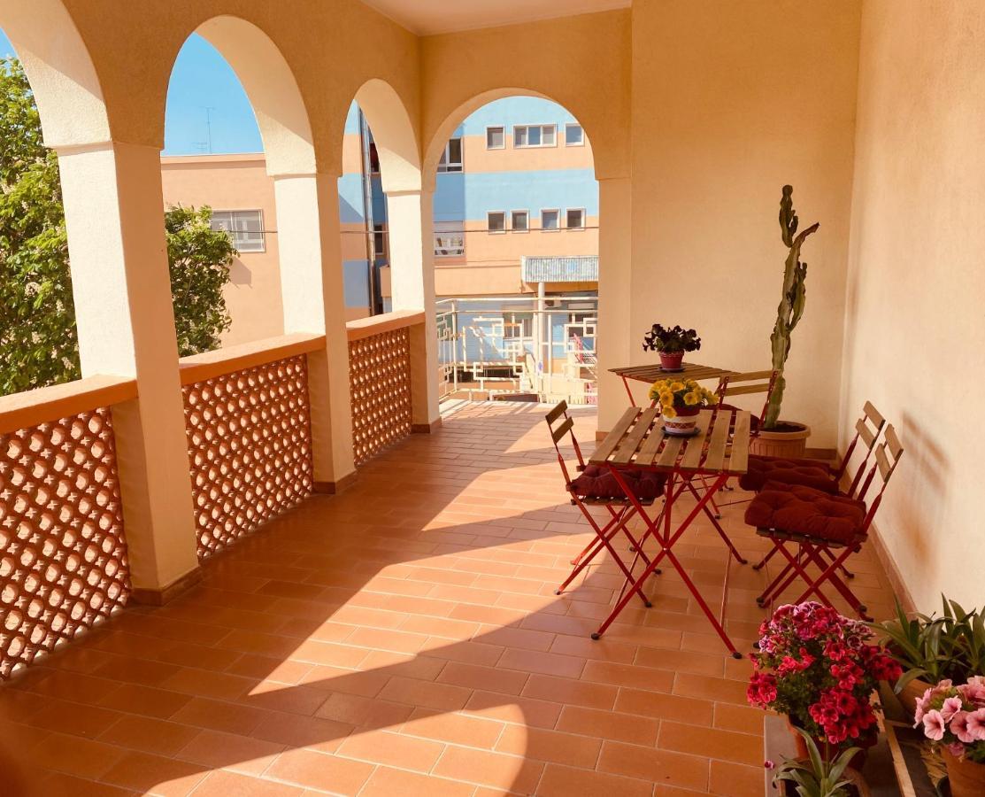 L'Ippocastano Appartamenti - B&B Castellaneta Exteriör bild